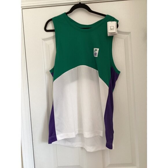 Nike Men’s Dunk Force Starting Five Jersey Size: Large Color: Malachite/White - Picture 11 of 12